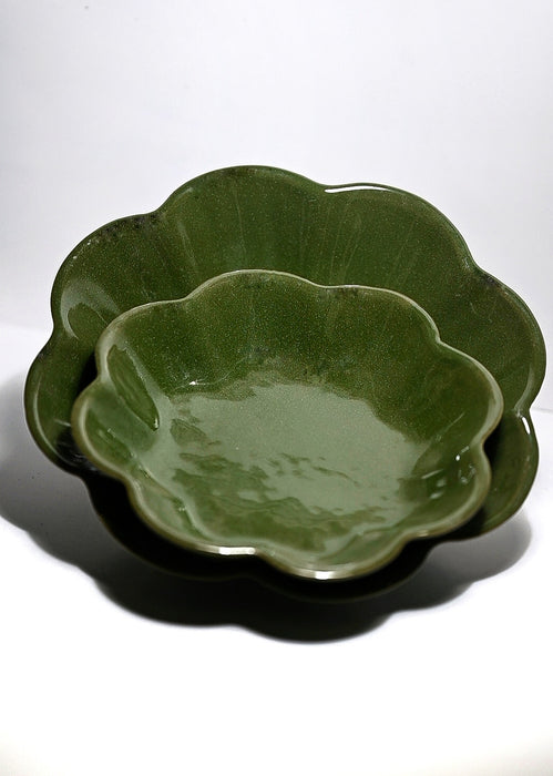 Daisy Plates - Green