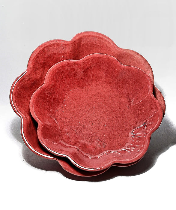 Daisy Plates - Maroon