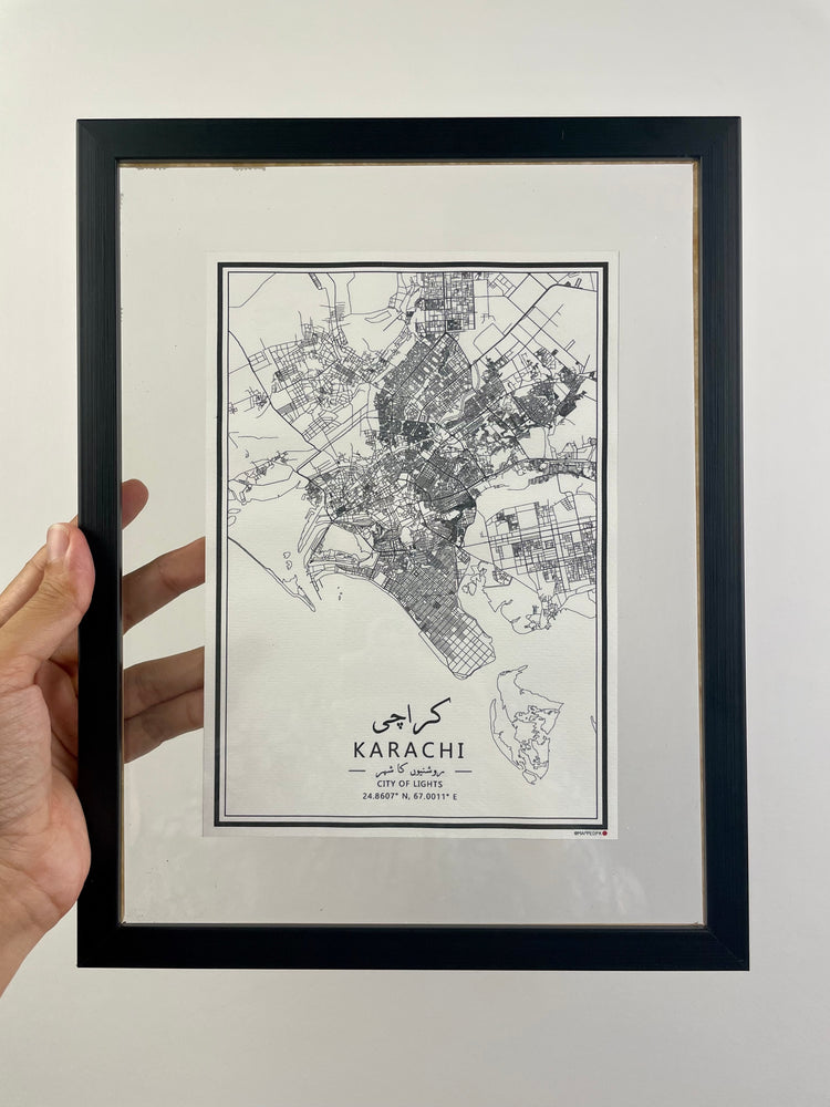 Karachi Frame (Black on White Default) - Plexi