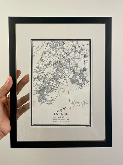 Lahore Frame (Black on White) Default A5 - Plexi