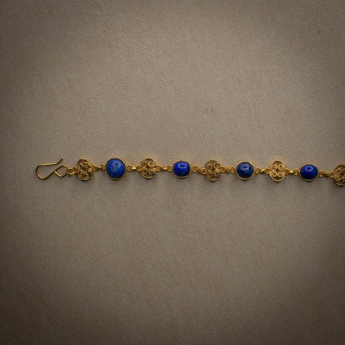Twirl Bracelet 4 with Lapis Lazuli